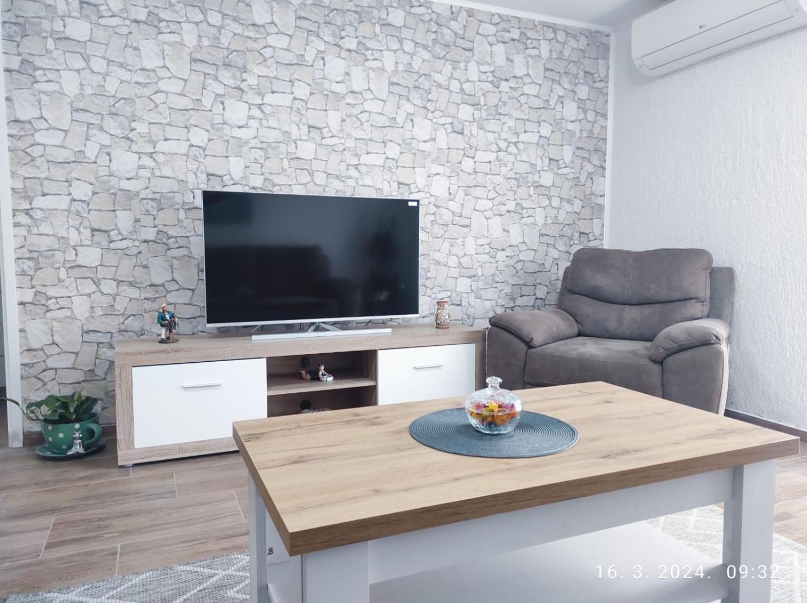 Apartman Jenny-Porec Kosinozici Luaran gambar