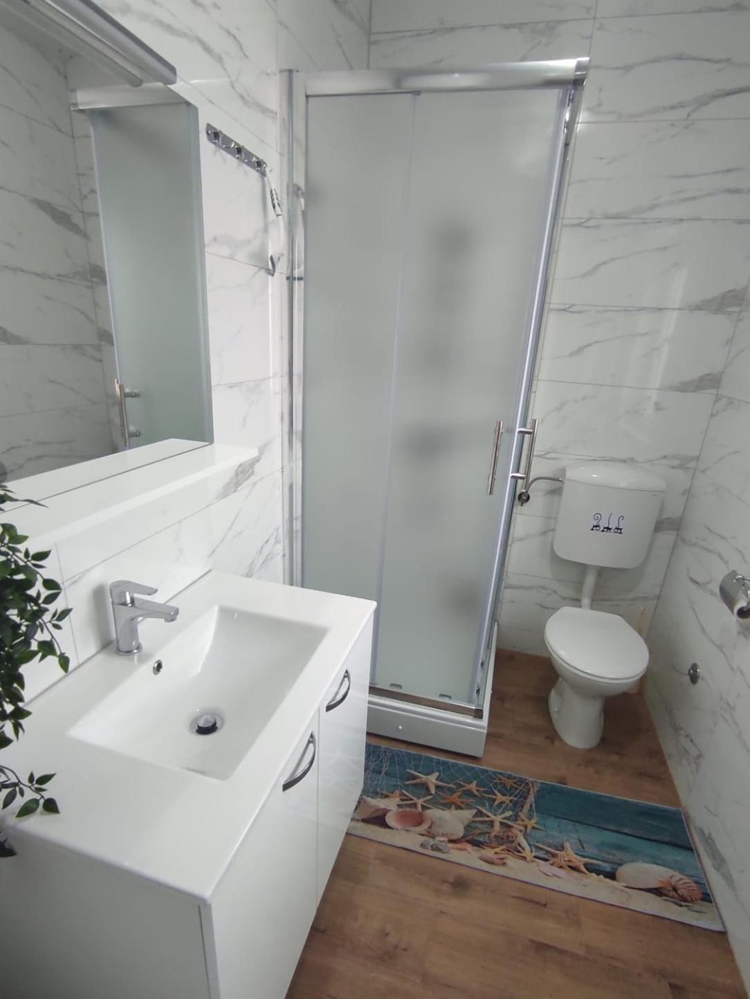 Apartman Jenny-Porec Kosinozici Luaran gambar